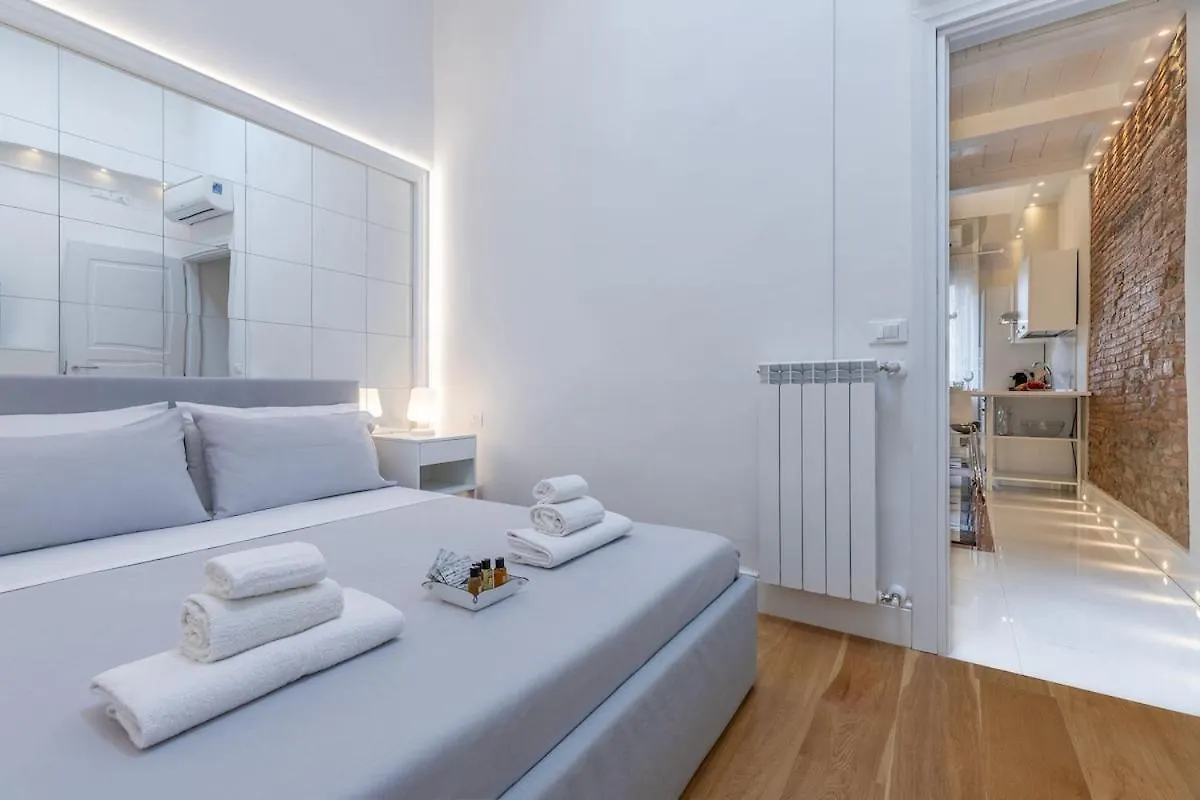 Apartment 4Season Flat 2 Bedrooms 10 Min Walk From The Cathedral Florence