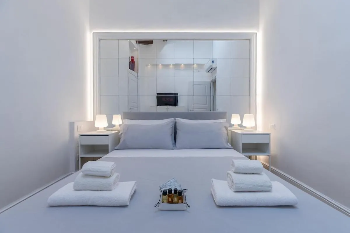 Apartment 4Season Flat 2 Bedrooms 10 Min Walk From The Cathedral Florence