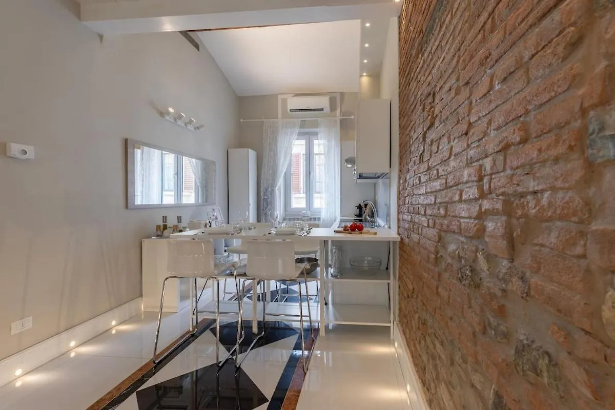 4Season Flat 2 Bedrooms 10 Min Walk From The Cathedral Florence Italy
