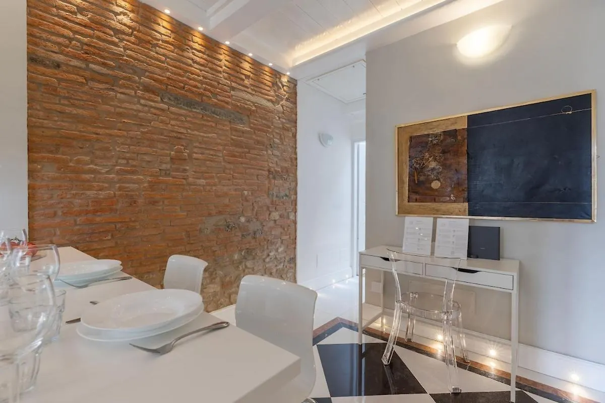 4Season Flat 2 Bedrooms 10 Min Walk From The Cathedral Florence