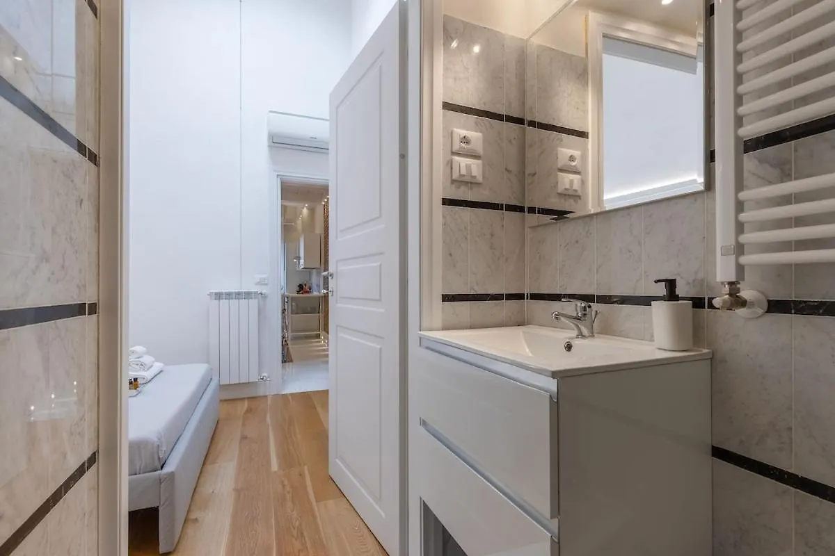 4Season Flat 2 Bedrooms 10 Min Walk From The Cathedral Florence 0*,
