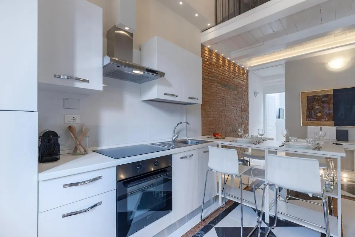 4Season Flat 2 Bedrooms 10 Min Walk From The Cathedral Florence